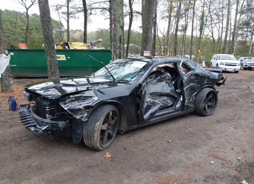 Photo 2 of 2018 Dodge Challenger R/T SCAT PACK (VIN 2C3CDZFJ3JH311610)