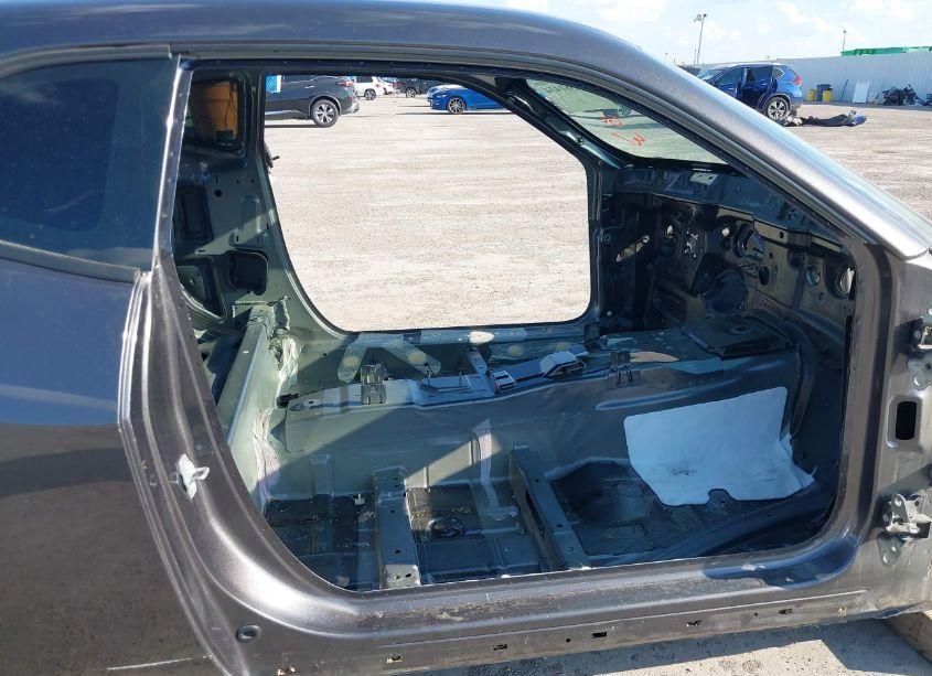 Photo 5 of 2019 Dodge Challenger R/T SCAT PACK (VIN 2C3CDZFJ3KH739808)