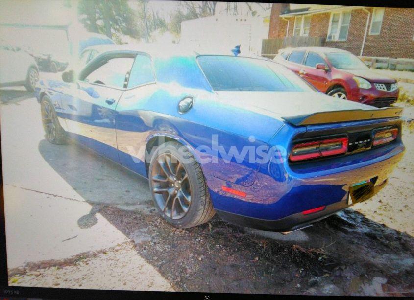 Photo 3 of 2021 Dodge Challenger R/T SCAT PACK (VIN 2C3CDZFJ3MH624211)