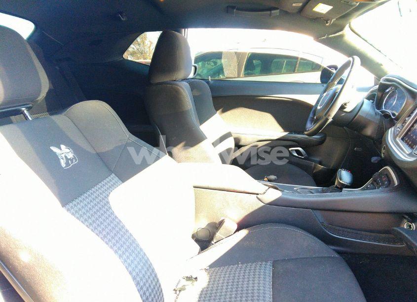 Photo 5 of 2021 Dodge Challenger R/T SCAT PACK (VIN 2C3CDZFJ3MH624211)