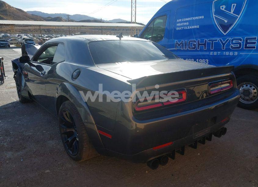 Photo 3 of 2022 Dodge Challenger R/T SCAT PACK WIDEBODY (VIN 2C3CDZFJ3NH122042)