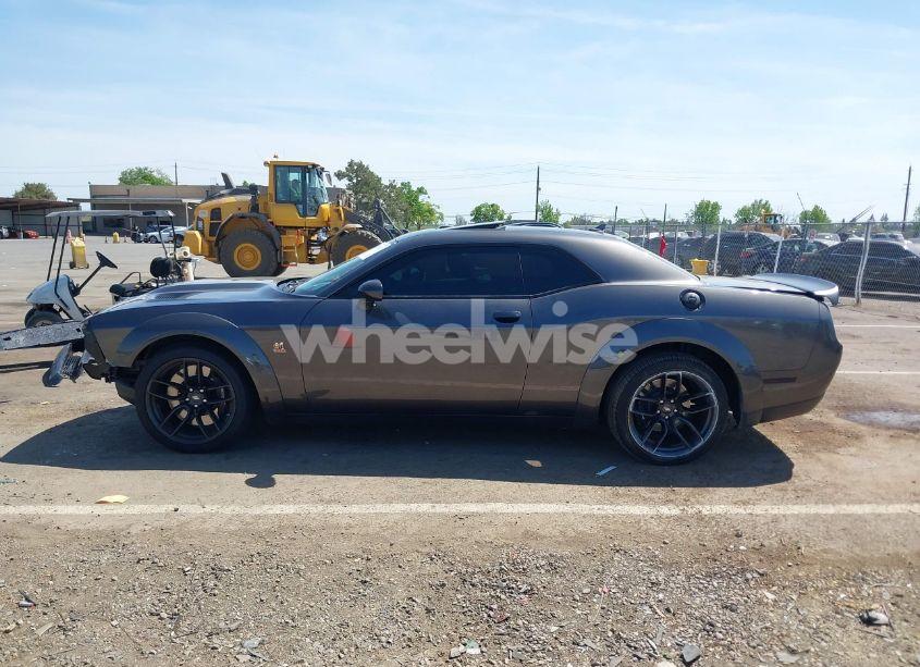 Photo 15 of 2022 Dodge Challenger R/T SCAT PACK WIDEBODY (VIN 2C3CDZFJ3NH195735)