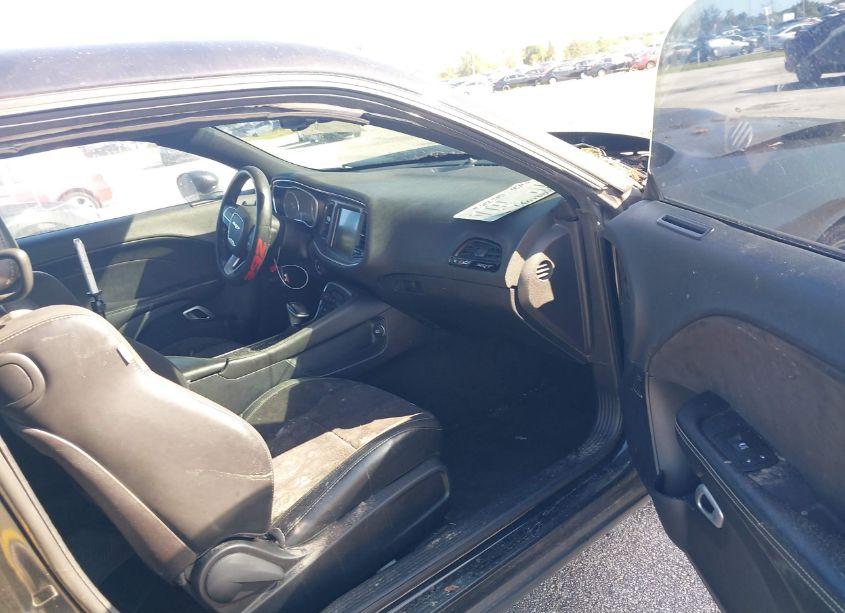 Photo 5 of 2016 Dodge Challenger R/T SCAT PACK (VIN 2C3CDZFJ4GH240748)