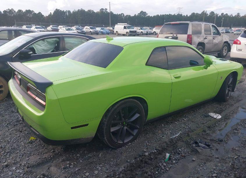 Photo 4 of 2019 Dodge Challenger R/T SCAT PACK (VIN 2C3CDZFJ4KH741163)