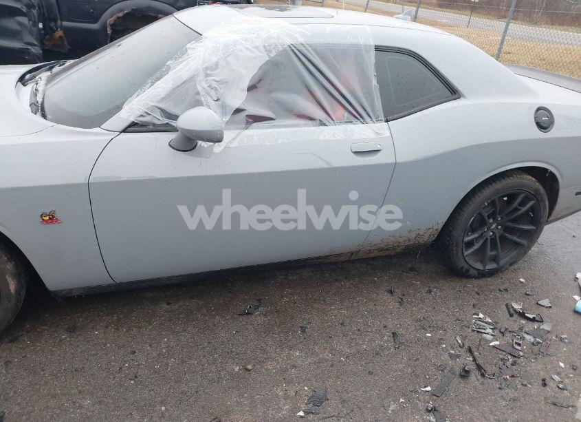 Photo 14 of 2021 Dodge Challenger R/T SCAT PACK (VIN 2C3CDZFJ4MH502599)