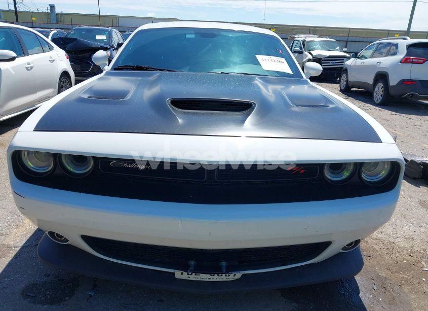 Photo 13 of 2021 Dodge Challenger R/T SCAT PACK (VIN 2C3CDZFJ4MH506264)