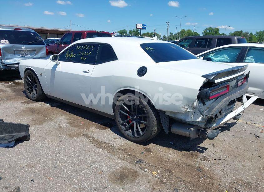 Photo 3 of 2021 Dodge Challenger R/T SCAT PACK (VIN 2C3CDZFJ4MH506264)