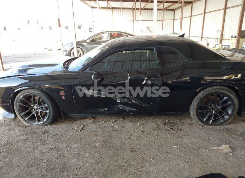 Photo 14 of 2021 Dodge Challenger R/T SCAT PACK (VIN 2C3CDZFJ4MH680724)