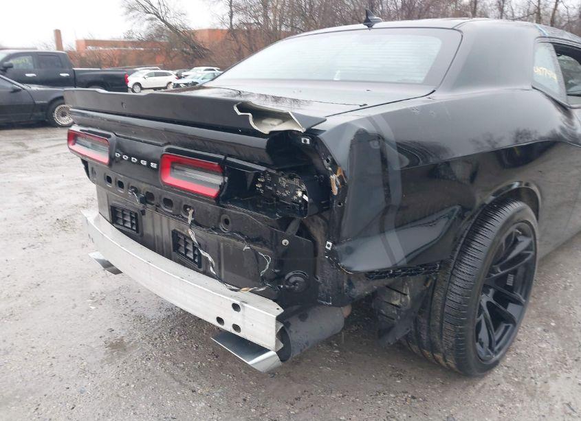 Photo 17 of 2016 Dodge Challenger R/T SCAT PACK (VIN 2C3CDZFJ5GH184707)