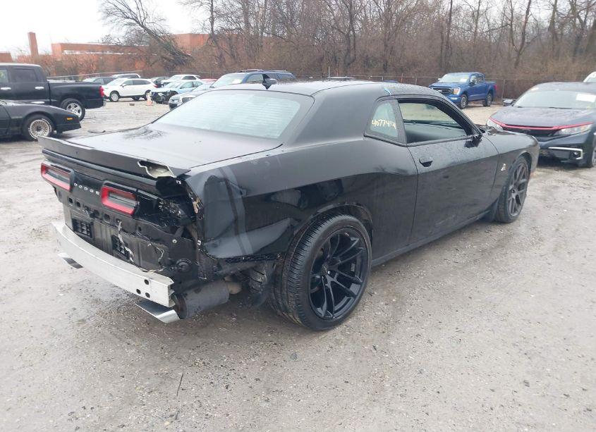 Photo 4 of 2016 Dodge Challenger R/T SCAT PACK (VIN 2C3CDZFJ5GH184707)