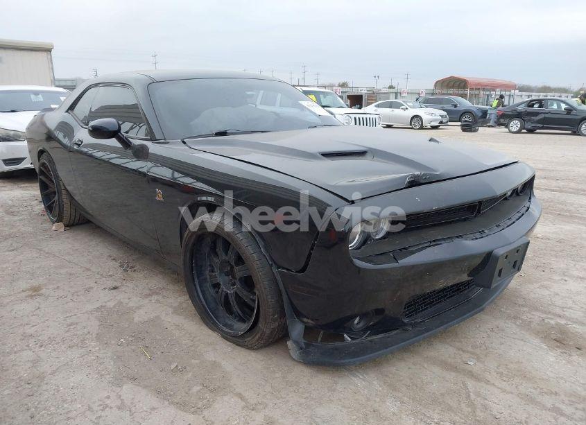 2016 Dodge Challenger R/T SCAT PACK (VIN 2C3CDZFJ5GH284628) main photo