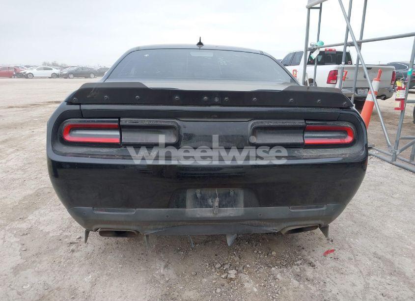 Photo 16 of 2016 Dodge Challenger R/T SCAT PACK (VIN 2C3CDZFJ5GH284628)