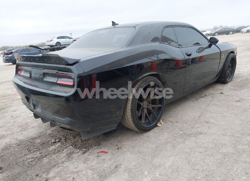 Photo 4 of 2016 Dodge Challenger R/T SCAT PACK (VIN 2C3CDZFJ5GH284628)