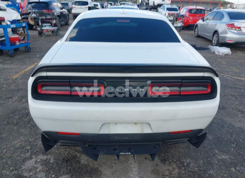 Photo 17 of 2021 Dodge Challenger R/T SCAT PACK (VIN 2C3CDZFJ5MH521646)