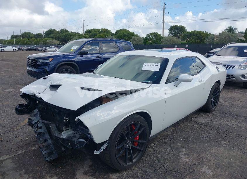 Photo 6 of 2021 Dodge Challenger R/T SCAT PACK (VIN 2C3CDZFJ5MH521646)