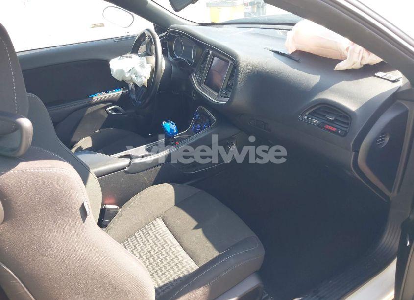 Photo 5 of 2021 Dodge Challenger R/T SCAT PACK (VIN 2C3CDZFJ5MH530752)