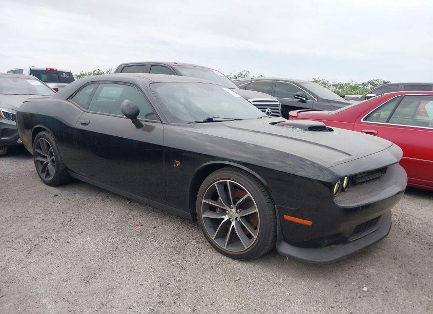 2016 Dodge Challenger 392 HEMI SCAT PACK SHAKER (VIN 2C3CDZFJ6GH279258) main photo