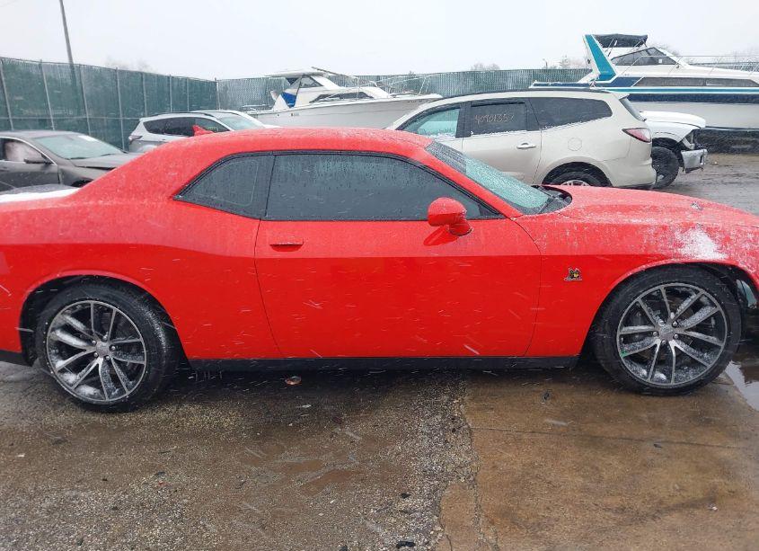 Photo 14 of 2016 Dodge Challenger R/T SCAT PACK (VIN 2C3CDZFJ6GH284332)