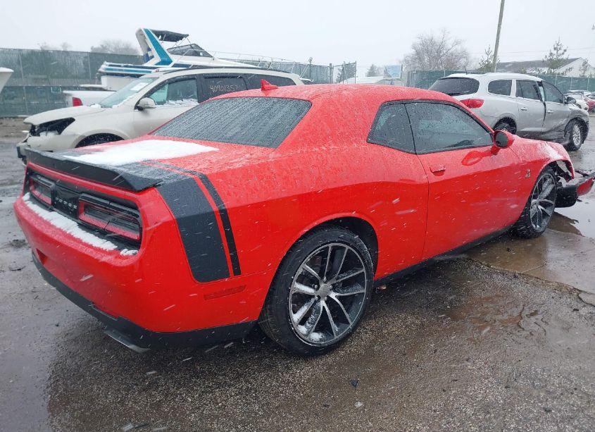 Photo 4 of 2016 Dodge Challenger R/T SCAT PACK (VIN 2C3CDZFJ6GH284332)