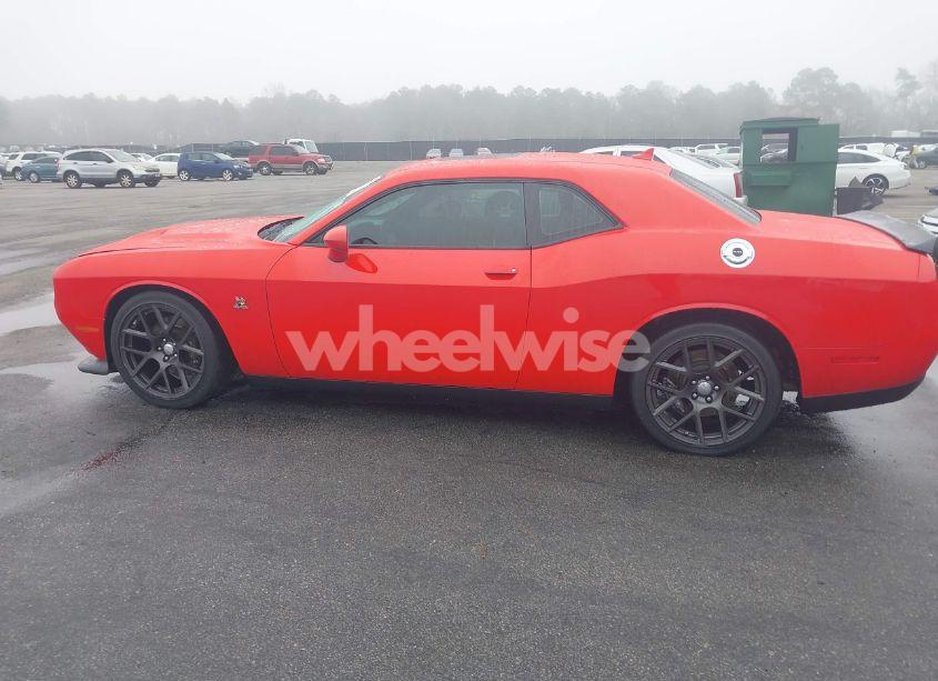 Photo 14 of 2016 Dodge Challenger R/T SCAT PACK (VIN 2C3CDZFJ6GH289787)