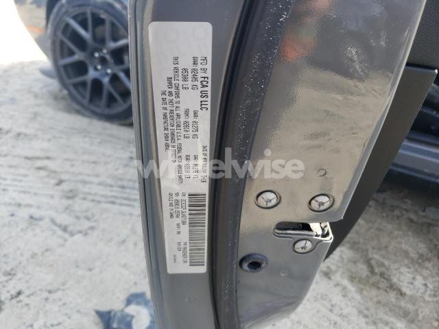 Photo 3 of 2018 DODGE CHALLENGER R/T 392 (VIN 2C3CDZFJ6JH271684)