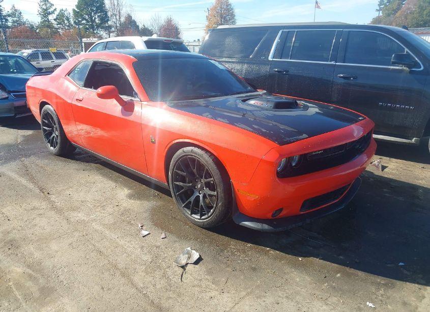 2018 Dodge Challenger 392 HEMI SCAT PACK SHAKER (VIN 2C3CDZFJ6JH333097) main photo
