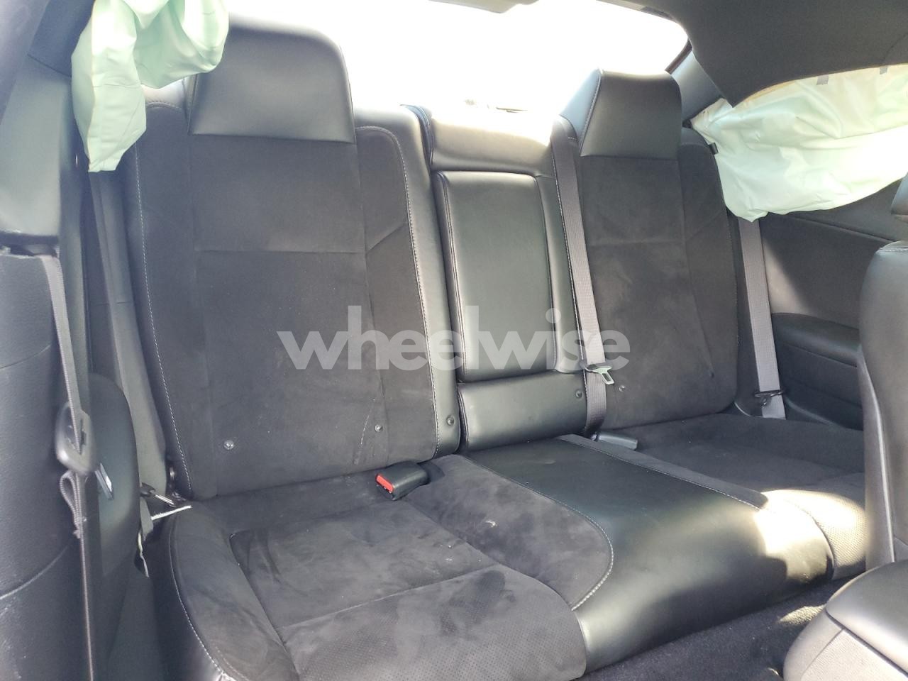 Photo 10 of 2019 DODGE CHALLENGER R/T SCAT PACK (VIN 2C3CDZFJ6KH642554)