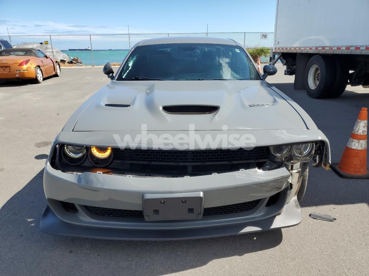 Photo 5 of 2019 DODGE CHALLENGER R/T SCAT PACK (VIN 2C3CDZFJ6KH642554)