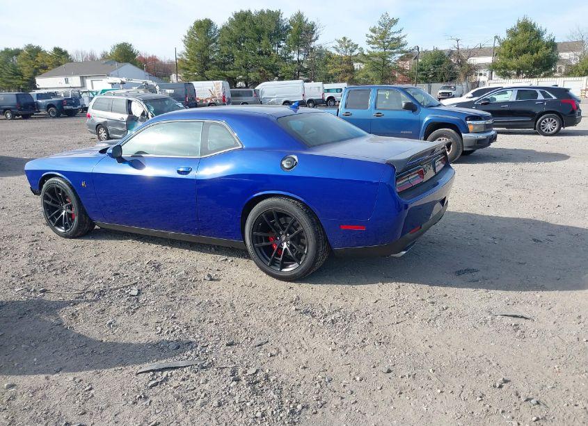 Photo 3 of 2021 Dodge Challenger R/T SCAT PACK (VIN 2C3CDZFJ6MH631542)
