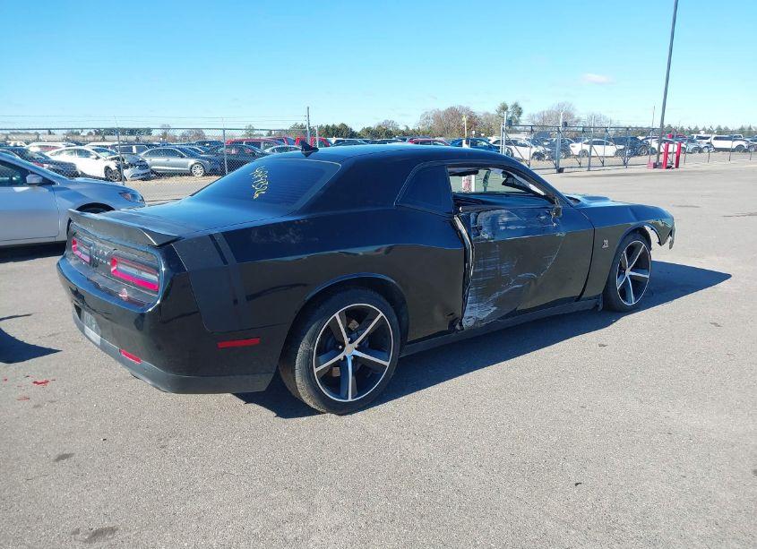 Photo 4 of 2015 Dodge Challenger R/T SCAT PACK (VIN 2C3CDZFJ7FH750459)