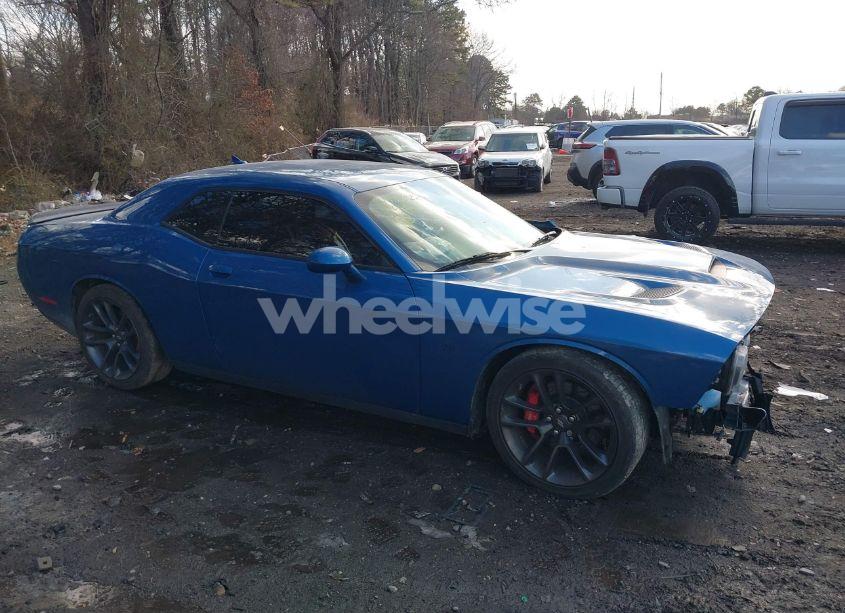 Photo 13 of 2021 Dodge Challenger R/T SCAT PACK (VIN 2C3CDZFJ7MH631811)