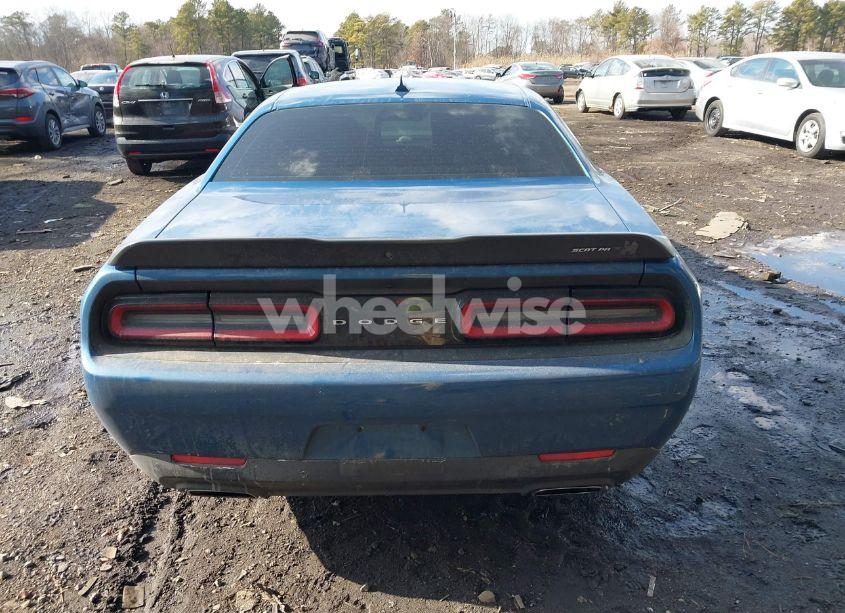 Photo 16 of 2021 Dodge Challenger R/T SCAT PACK (VIN 2C3CDZFJ7MH631811)