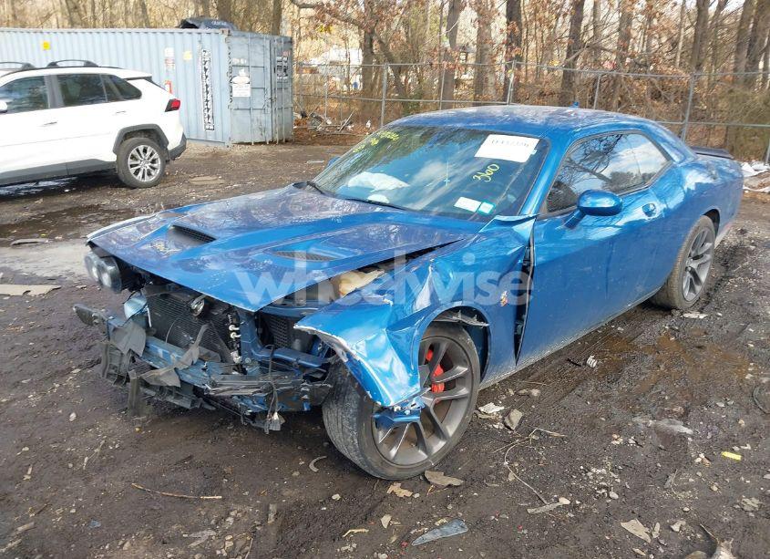 Photo 6 of 2021 Dodge Challenger R/T SCAT PACK (VIN 2C3CDZFJ7MH631811)