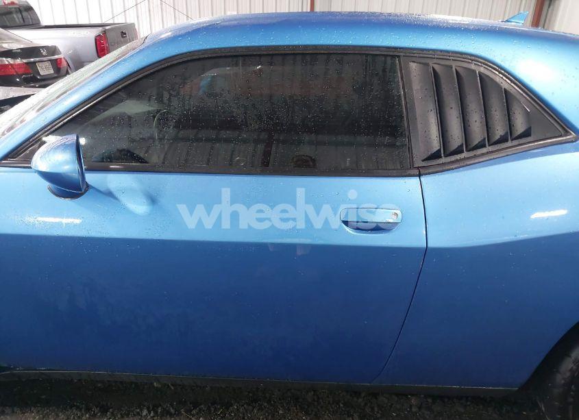 Photo 15 of 2016 Dodge Challenger R/T SCAT PACK (VIN 2C3CDZFJ8GH148722)