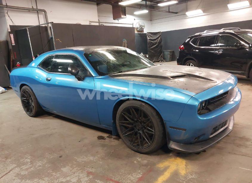 2016 Dodge Challenger R/T SCAT PACK (VIN 2C3CDZFJ8GH279312) main photo