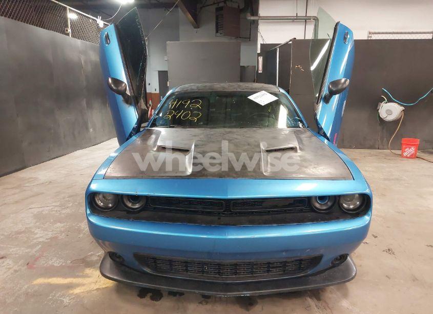 Photo 18 of 2016 Dodge Challenger R/T SCAT PACK (VIN 2C3CDZFJ8GH279312)