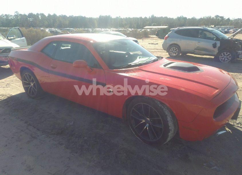 2016 Dodge Challenger 392 HEMI SCAT PACK SHAKER (VIN 2C3CDZFJ8GH351819) main photo