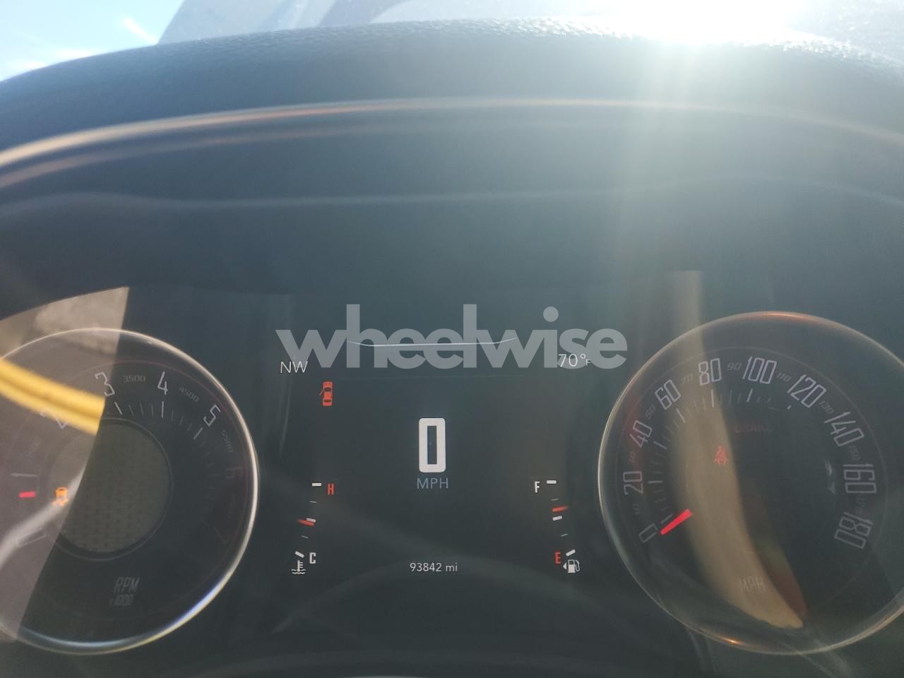 Photo 9 of 2018 DODGE CHALLENGER R/T 392 (VIN 2C3CDZFJ8JH333165)