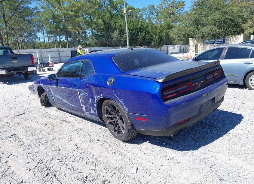 Photo 3 of 2021 Dodge Challenger R/T SCAT PACK (VIN 2C3CDZFJ8MH631736)