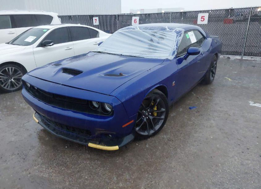 Photo 2 of 2022 Dodge Challenger R/T SCAT PACK (VIN 2C3CDZFJ8NH171897)