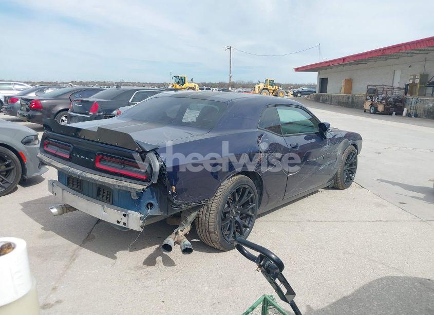 Photo 4 of 2016 Dodge Challenger 392 HEMI SCAT PACK SHAKER (VIN 2C3CDZFJ9GH256668)