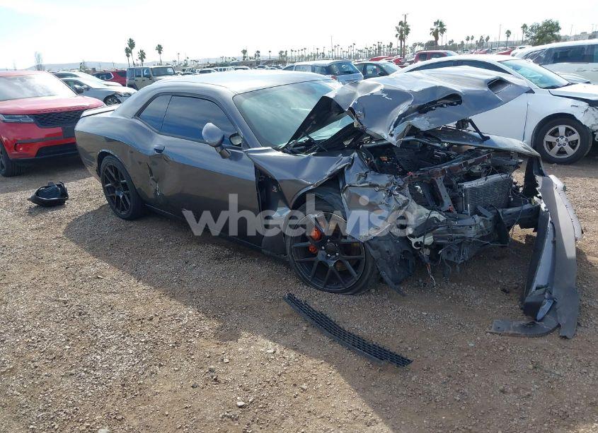 2018 Dodge Challenger R/T SCAT PACK (VIN 2C3CDZFJ9JH111265) main photo