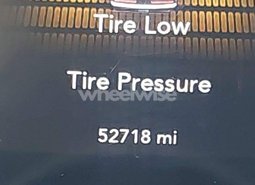 Photo 16 of 2018 Dodge Challenger R/T SCAT PACK (VIN 2C3CDZFJ9JH111265)