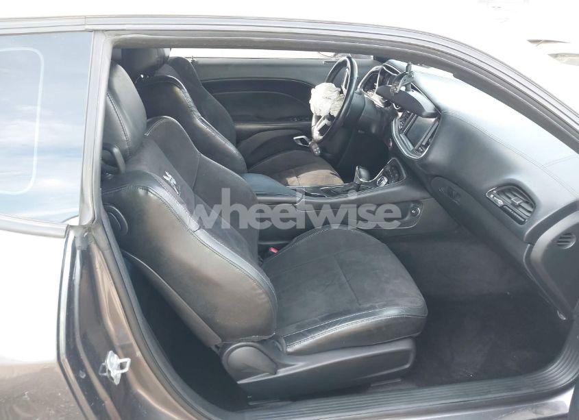 Photo 5 of 2018 Dodge Challenger R/T SCAT PACK (VIN 2C3CDZFJ9JH111265)