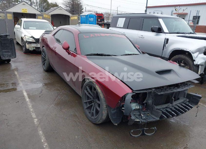 2018 Dodge Challenger R/T 392 (VIN 2C3CDZFJ9JH215349) main photo