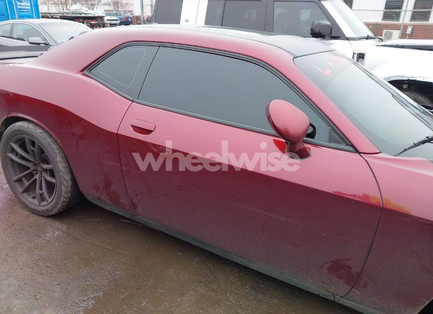 Photo 14 of 2018 Dodge Challenger R/T 392 (VIN 2C3CDZFJ9JH215349)