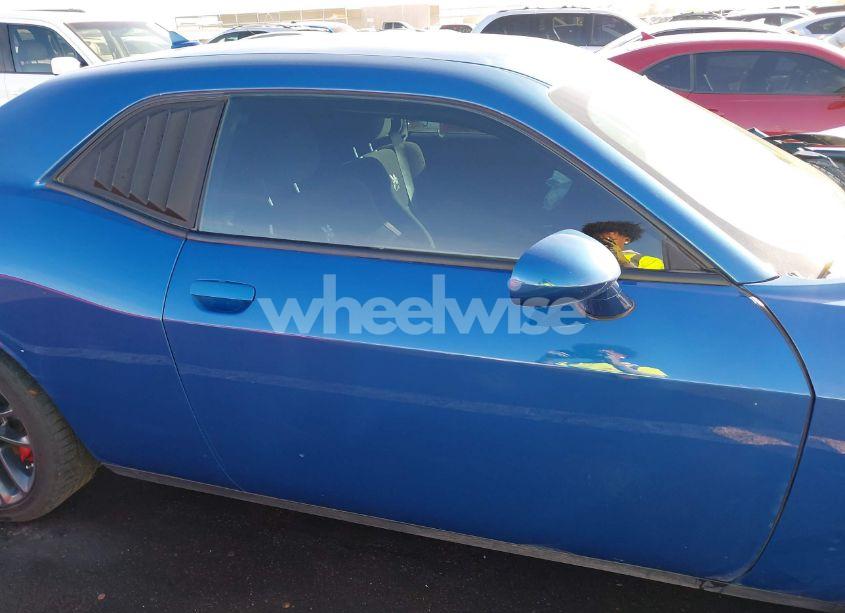 Photo 13 of 2021 Dodge Challenger R/T SCAT PACK (VIN 2C3CDZFJ9MH641448)