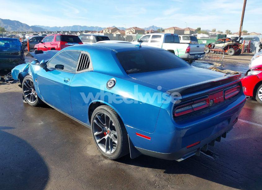 Photo 3 of 2021 Dodge Challenger R/T SCAT PACK (VIN 2C3CDZFJ9MH641448)