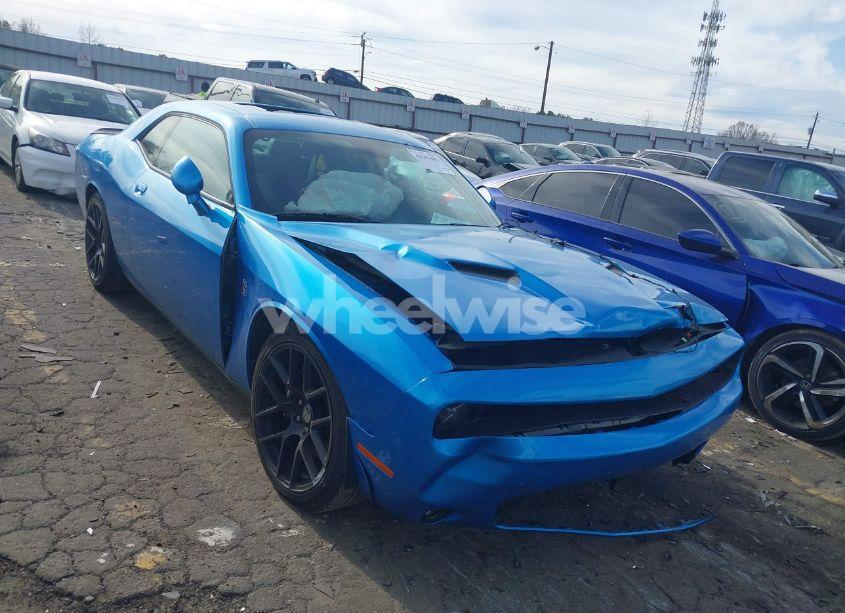 2016 Dodge Challenger R/T SCAT PACK (VIN 2C3CDZFJXGH125250) main photo