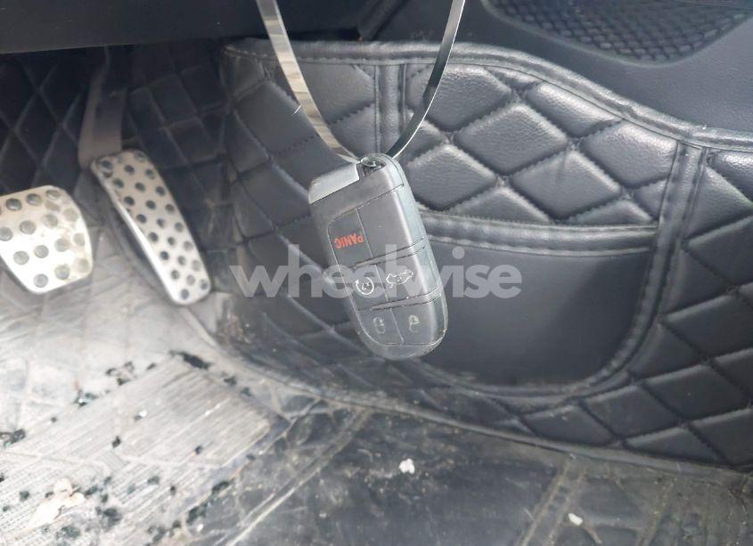 Photo 11 of 2016 Dodge Challenger R/T SCAT PACK (VIN 2C3CDZFJXGH125250)